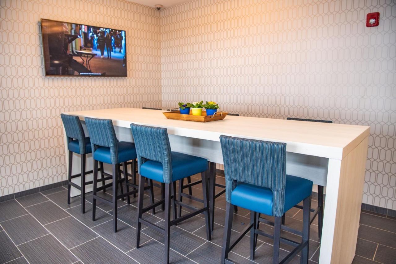 Microtel Inn & Suites By Wyndham Carlisle Exteriér fotografie
